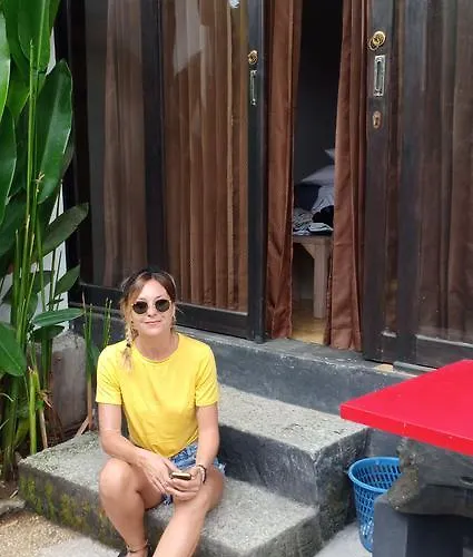 Bali Yogi Pensión 3*